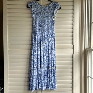 Lost & Wander blue floral midi dress size small
